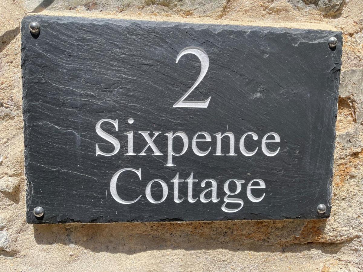 Holiday home Sixpence Cottage, A Few Steps From The Harbour! *